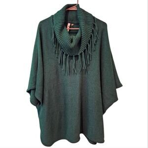 NY Collection Woman Green Fringe Crowl Neck Poncho Short Sleeve Sweater 2XL